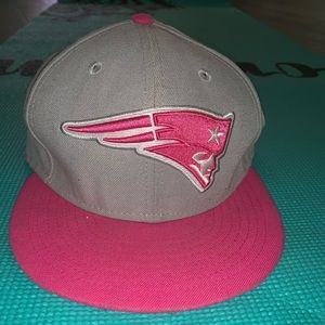 Flat top NE Patriots breast cancer awareness hat.